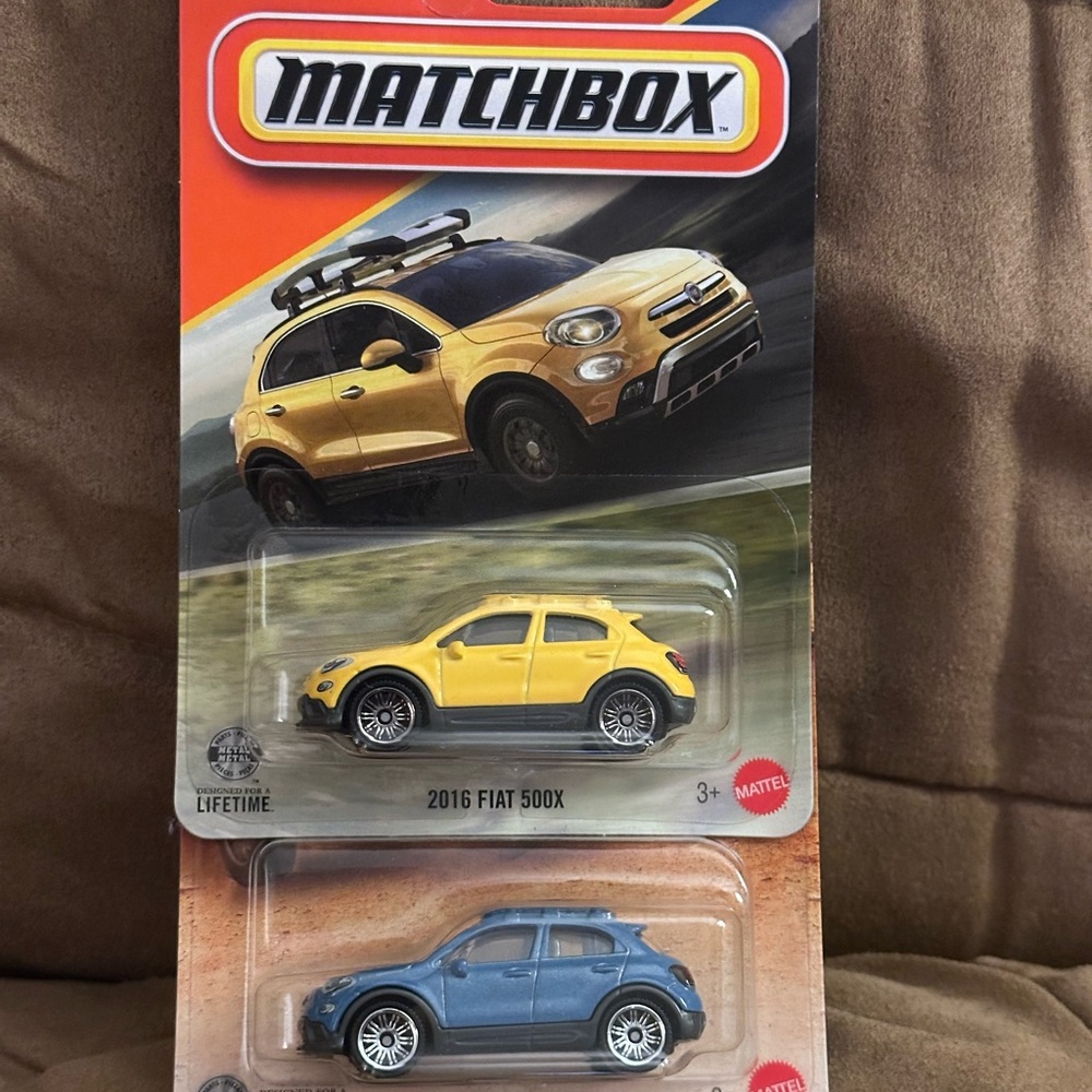 Matchbox 2016 Fiat 500X Toy Cars - Yellow and Blue